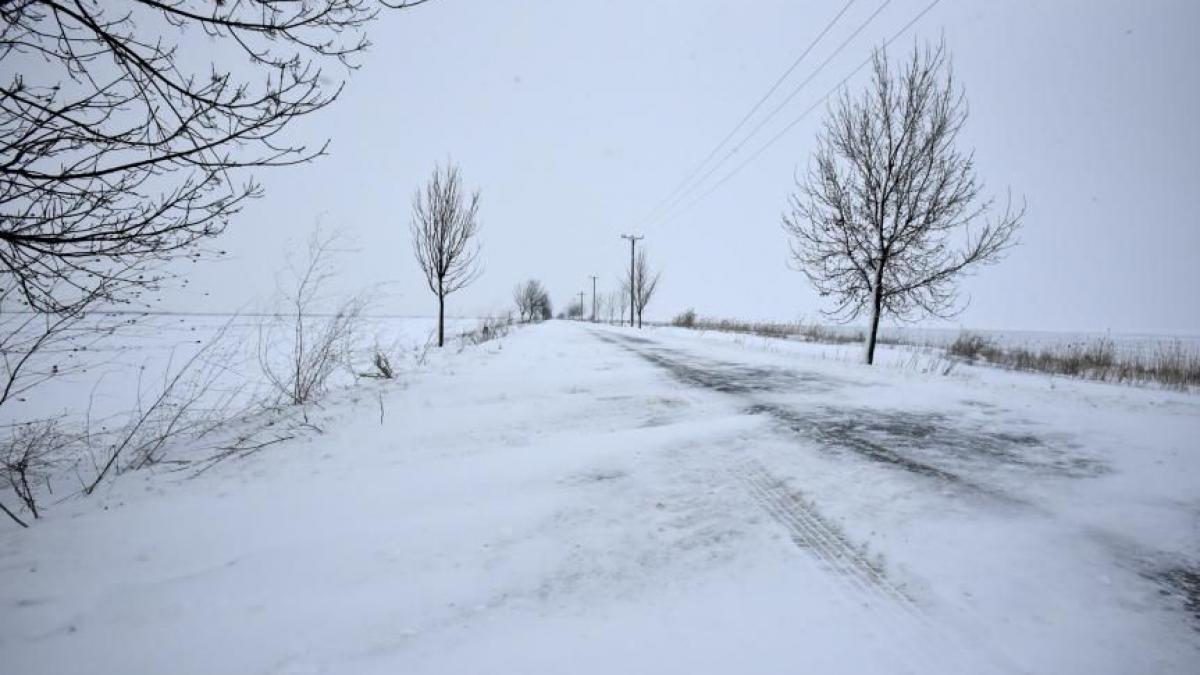 alerta meteo ger in nordul centrul si nord estul tarii incepand de marti noapte cnair circulatie in