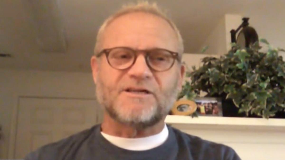 modul neobisnuit prin care un barbat si a gasit donator de rinichi la disney world video