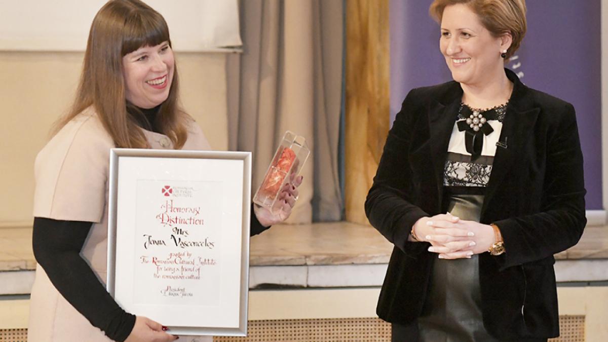 artistii romani promovati de icr in portugalia