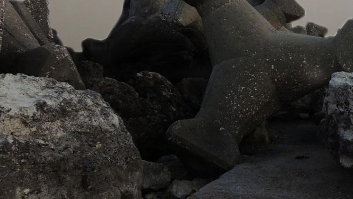 descoperire socanta langa stabilopozii de la intrarea in statiunea mamaia