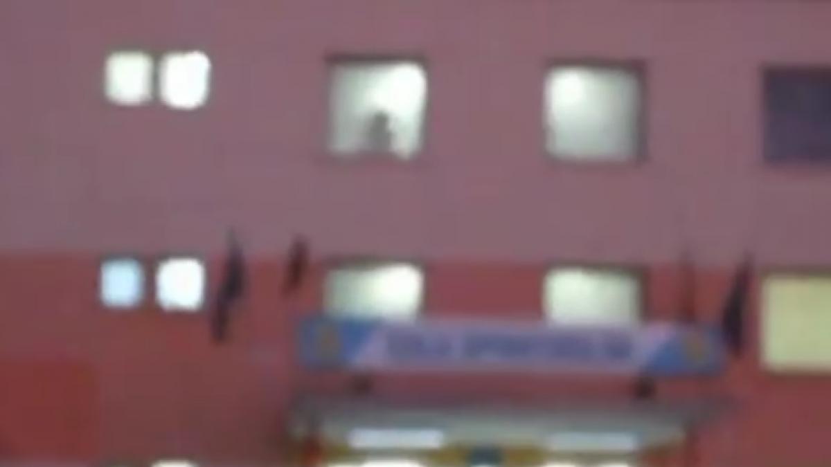 jucatoarele de la csm bucuresti au fost filmate dezbracate la dusuri video