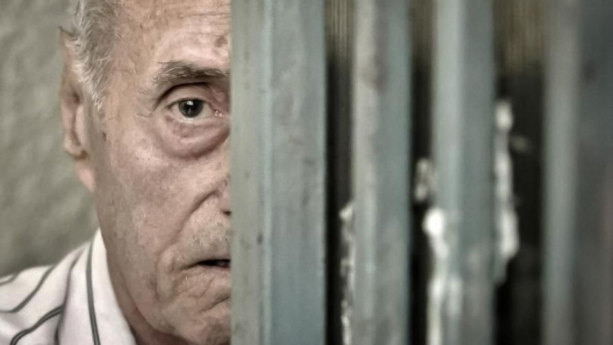 tortionarul visinescu vrea sa scape de inchisoare