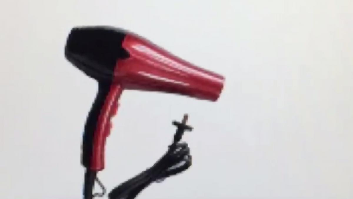 a comandat online un uscator de par cand i a facut proba a avut un adevarat soc din el au inceput