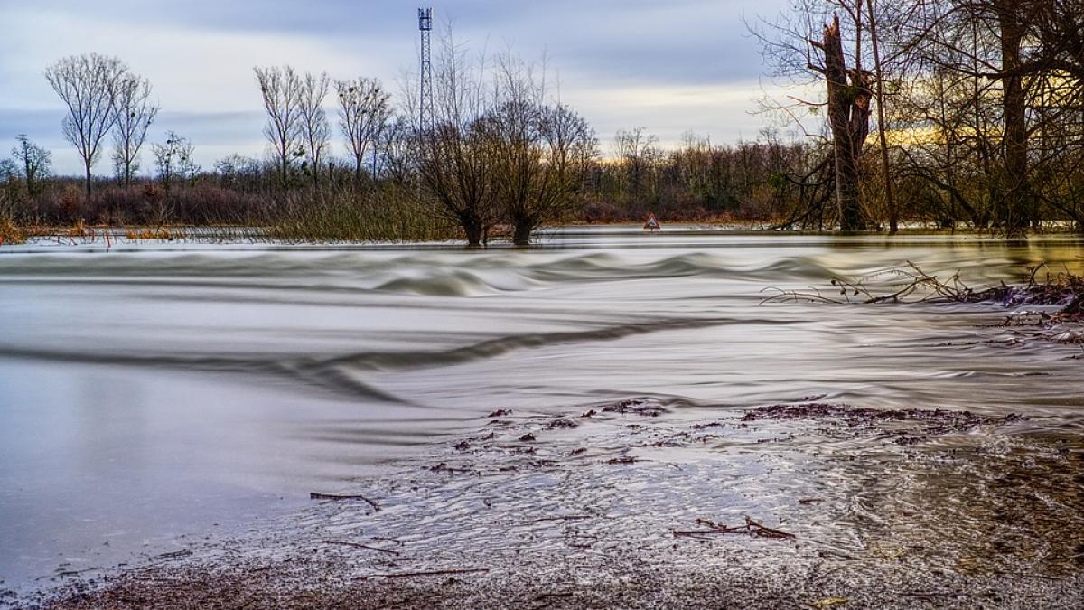 hidrologii avertizeaza cod galben de inundatii in mai multe judete din tara