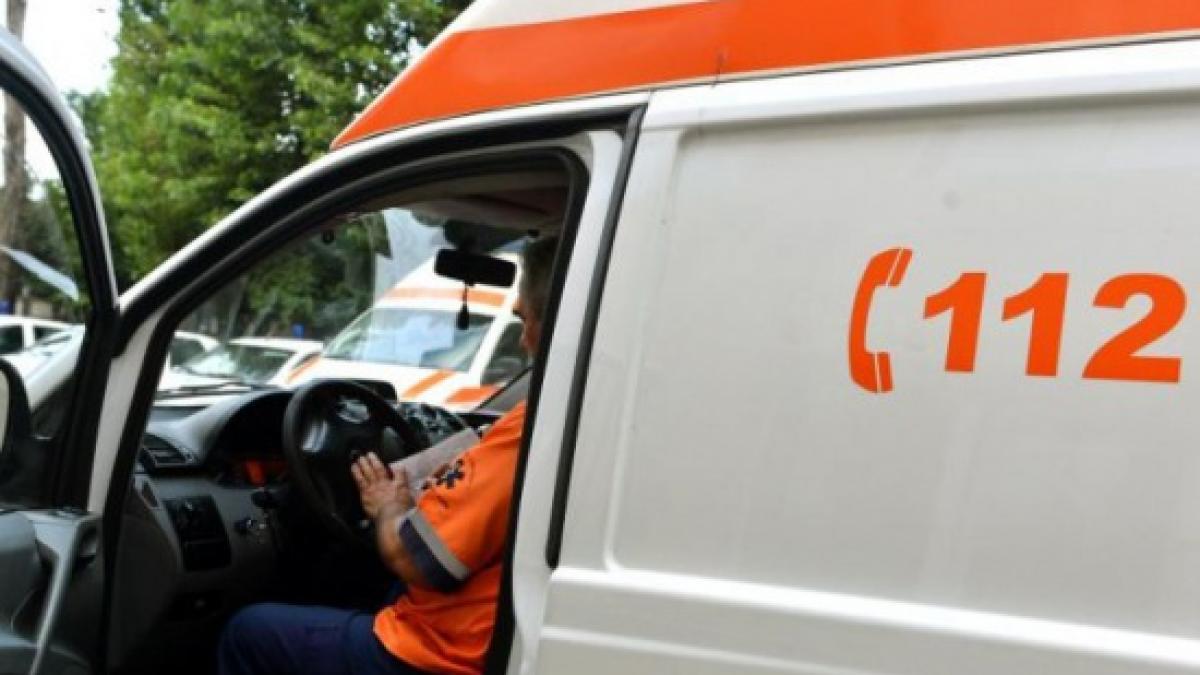 grav accident in pasajul obor din capitala un sofer a ramas incarcerat in fiarele masinii