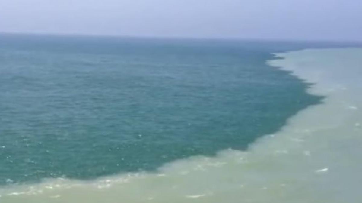 locul in care doua oceane se intalnesc si nu se amesteca video uimitor