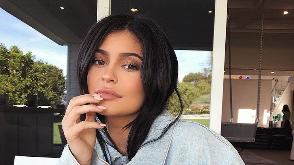 kylie jenner si a suprins fanii cu o veste minunata ce le a spus vedeta acestora