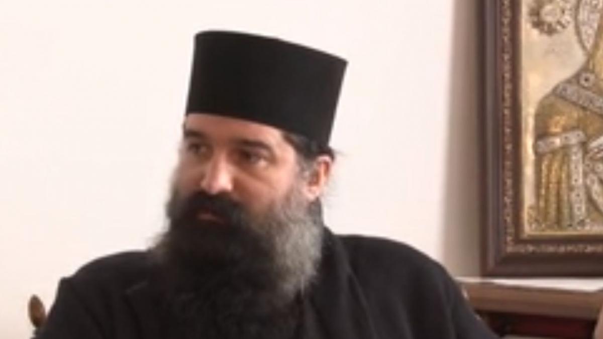 a lasat catedra pentru manastire care este povestea staretului nectarie clinci