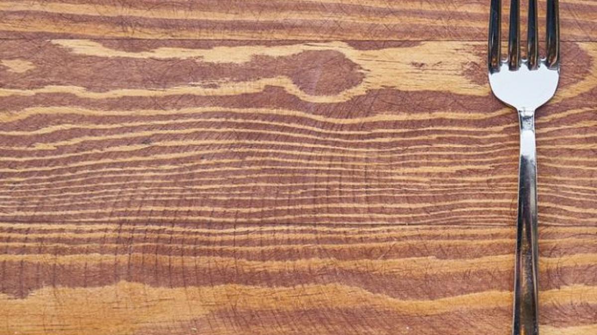 motivul pentru care oamenii din europa au refuzat sa manance cu furculita timp de cateva secole