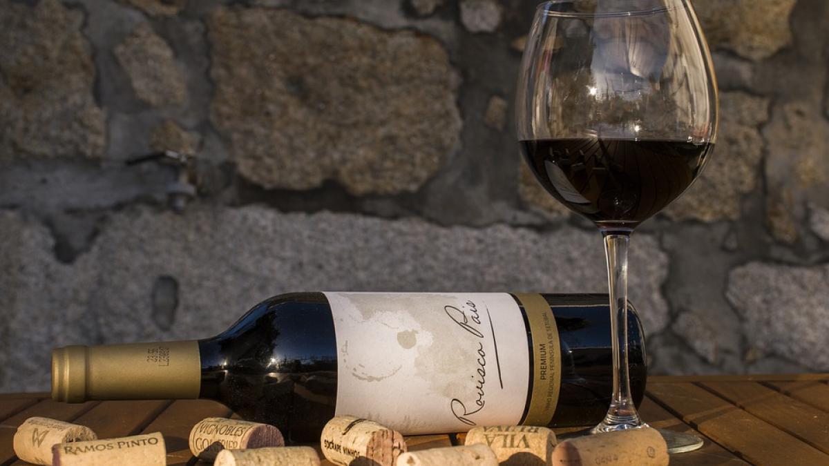 cat timp poti consuma vinul dintr o sticla desfacuta