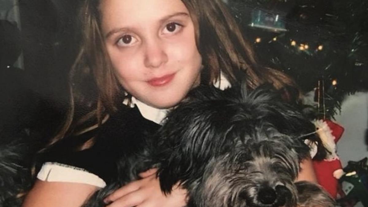 s a dus sa adopte un catel in varsta dupa cateva zile a facut o descoperire inedita