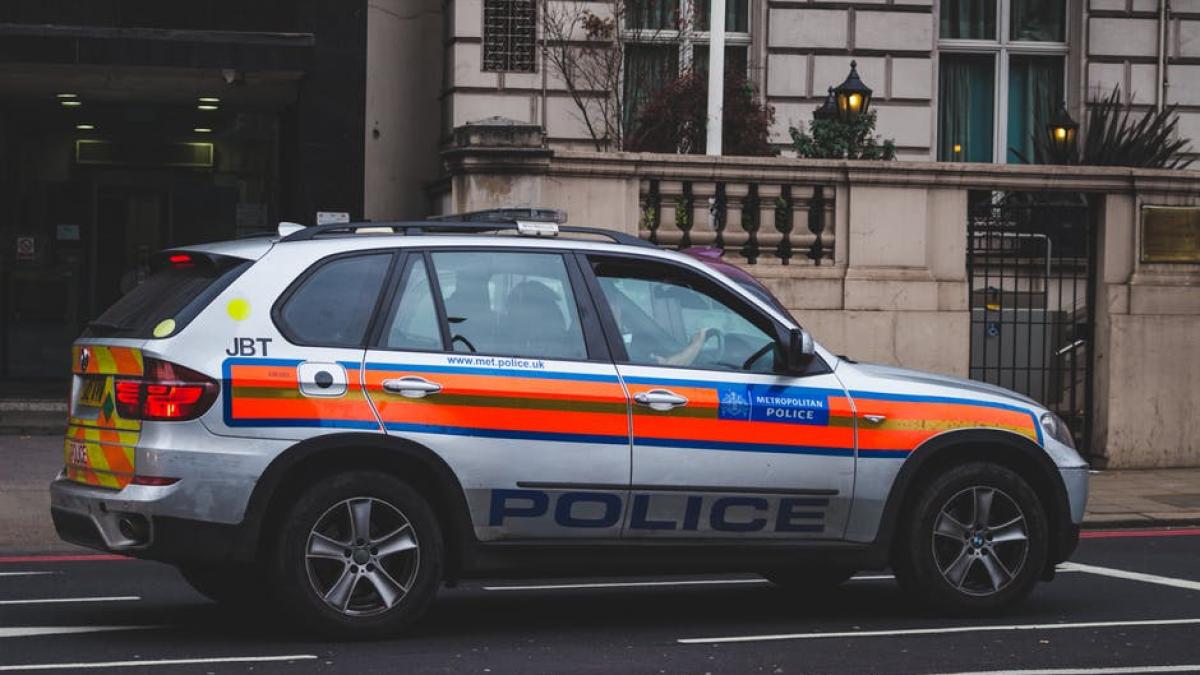 doi politisti americani impuscati mortal in timpul unui misiuni autorul crimei a fost prins