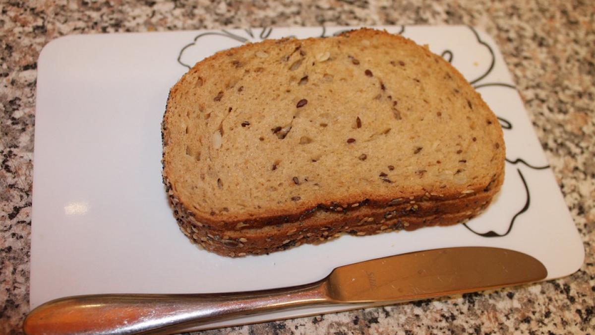 pune otet pe o felie de paine si las o in bucatarie de ce tot mai multa lume face asa