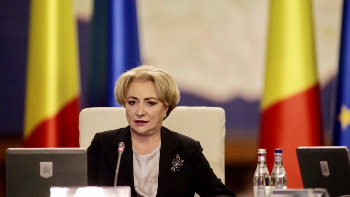 functionarii publici dau in judecata guvernul