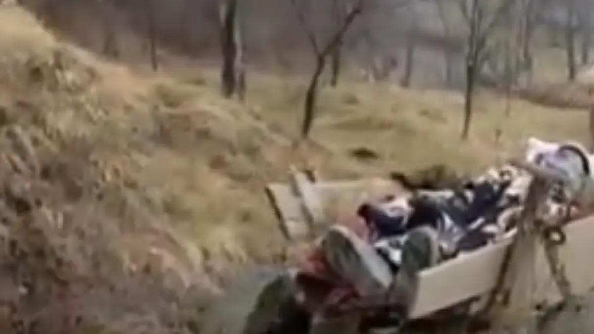 imagini revoltatoare cum e dus un batran bolnav in fiecare zi la spital