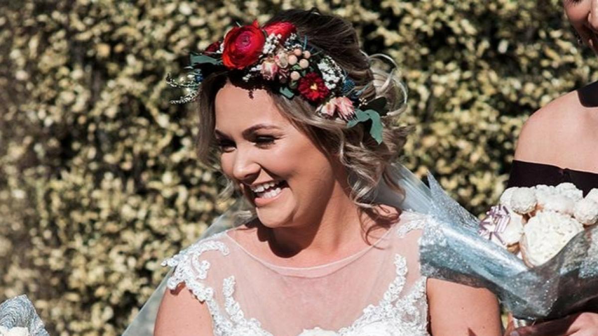 o mireasa a inlocuit clasicul buchet de flori cu ceva neobisnuit am vrut ca nunta sa fie un pic