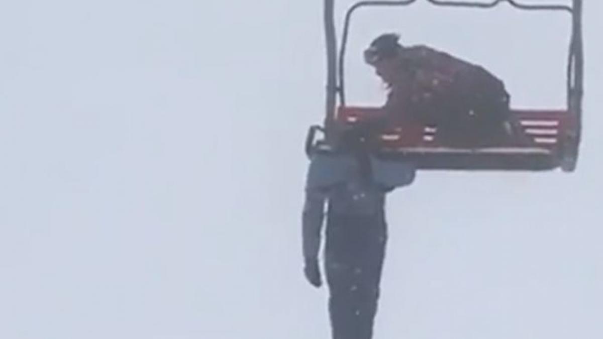 incident socant in statiunea sureanu o turista a ramas blocata in telescaun dupa ce rucsacul pe