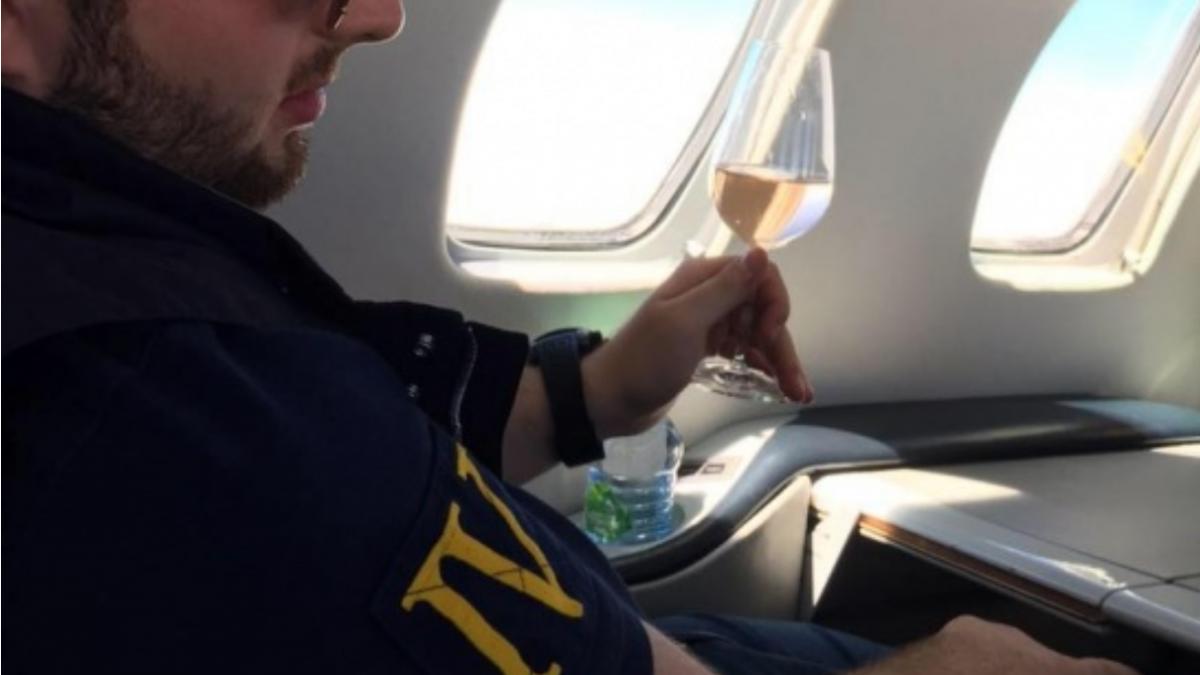 unul dintre cei mai controversati milionari din romania se pregateste de insuratoare