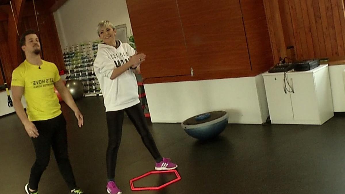 24 it giulia si gadgeturile pe care le foloseste la sala