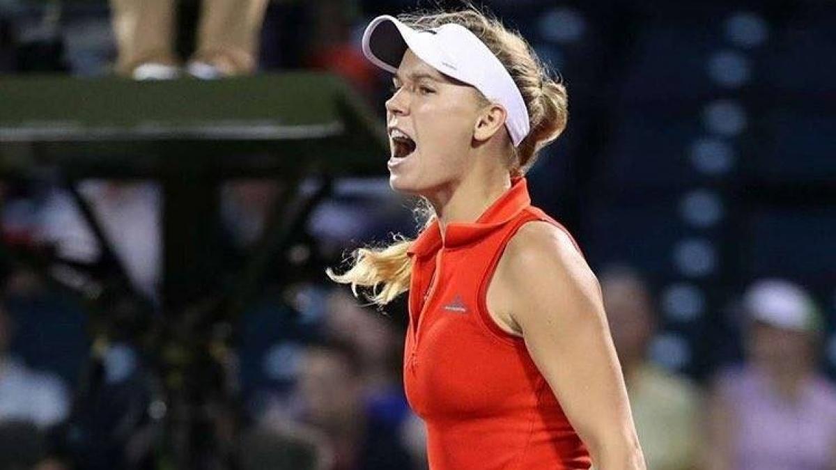 caroline wozniacki asaltata de mesaje de la romani dupa ce a facut acuzatii la adresa monicai