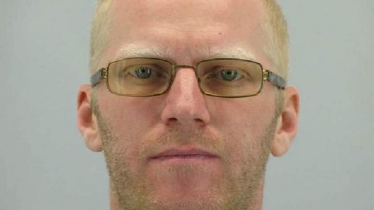 alerta maxima un roman condamnat pentru omor a evadat de la psihiatrie