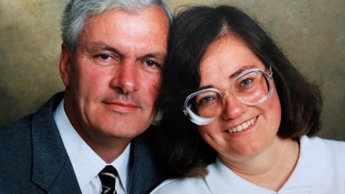 cand sotia sa a murit barbatul a luat o decizie incredibila s a dus in gradina si s a apucat sa