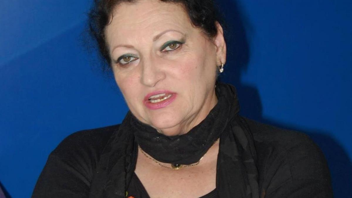 cum a slabit monica pop 40 de kilograme