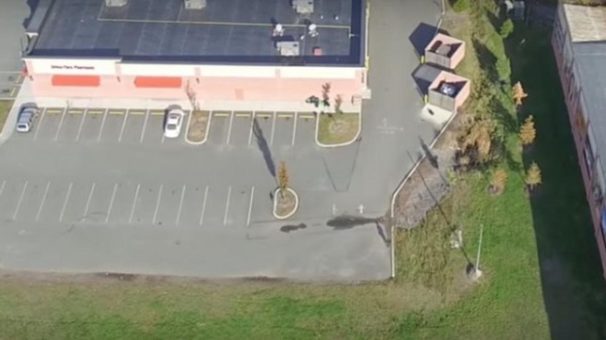 si a spionat sotia cu drona in parcare cand a vazut o ce facea a batjocorit o si a divortat