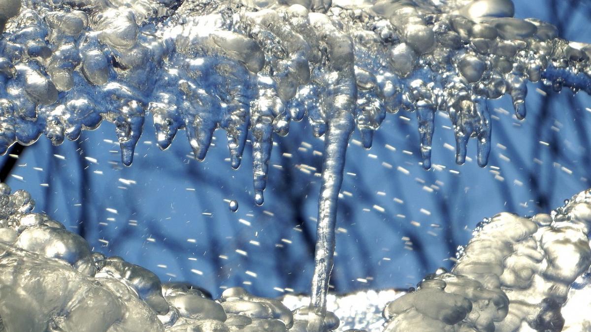 locul din romania unde s a atins cea mai scazuta temperatura