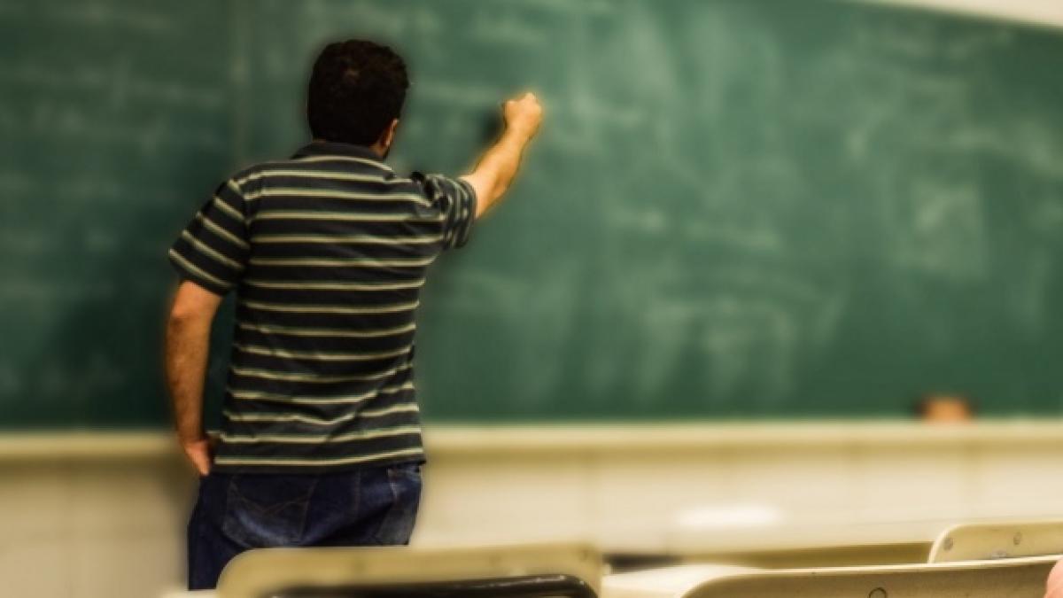 ministerul educatiei a decis vacanta de vara va fi mai scurta cand incepe viitorul an scolar