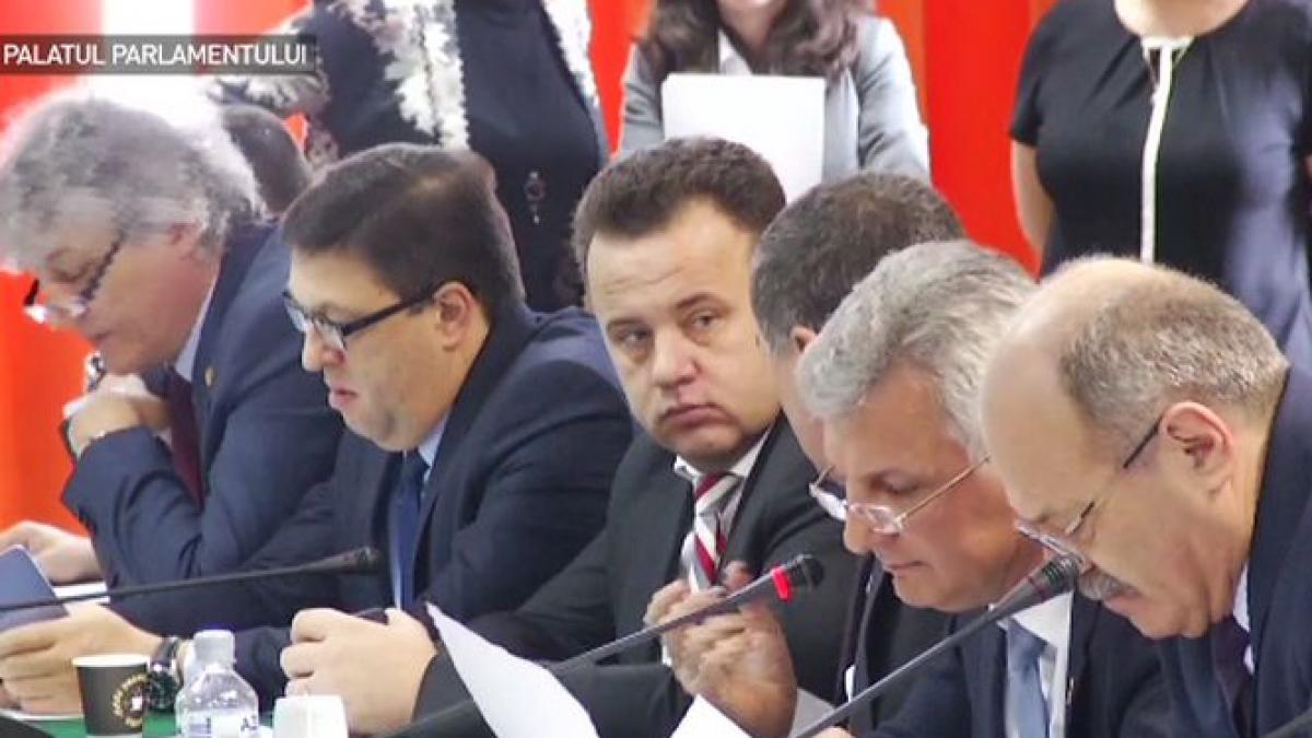 se anunta o sedinta cu scantei in parlament