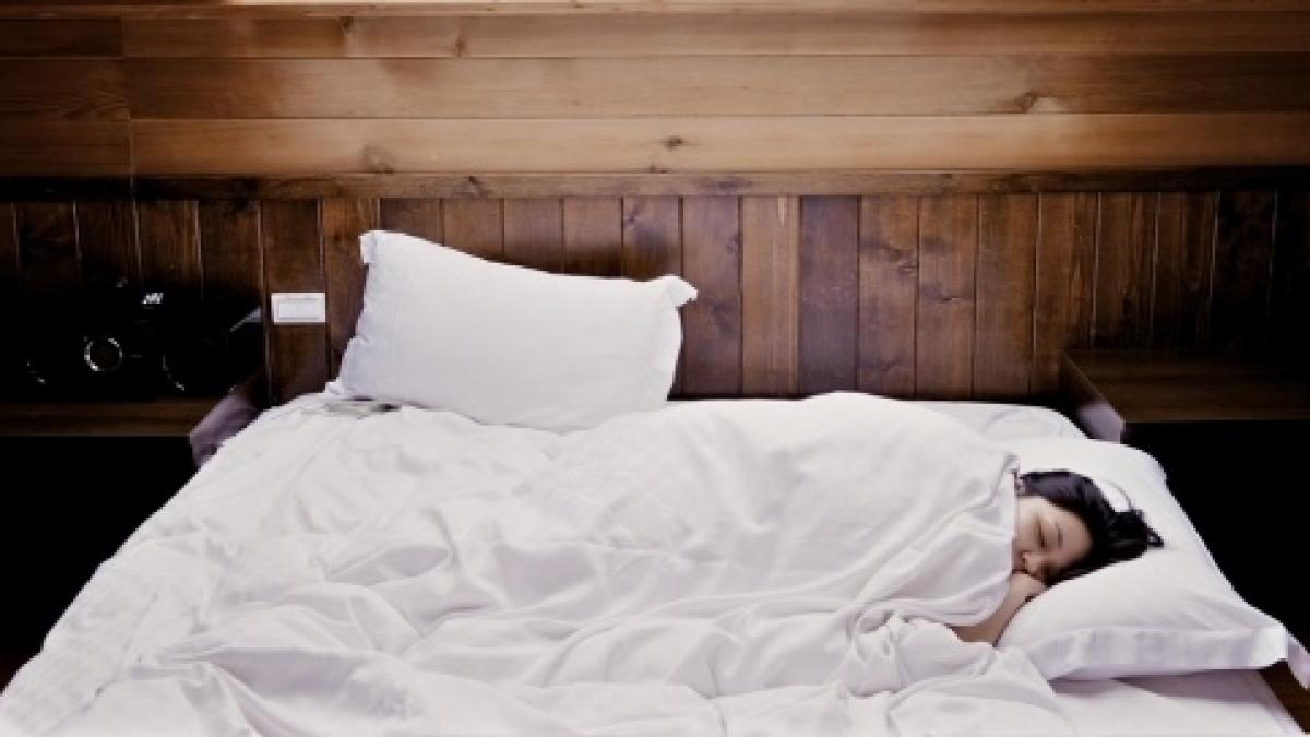 alimentele pe care ar trebui sa le eviti inainte de culcare