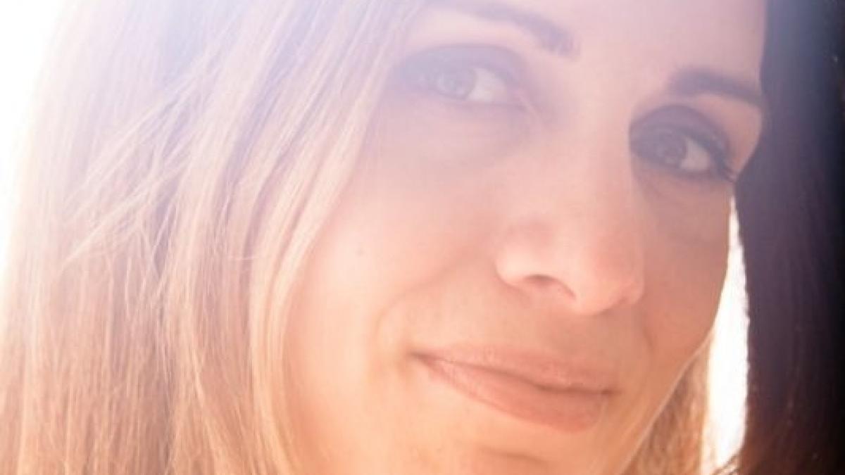 inca un caz socant ingrozeste showbizul un model si a ucis sotul copiii dupa care s a sinucis