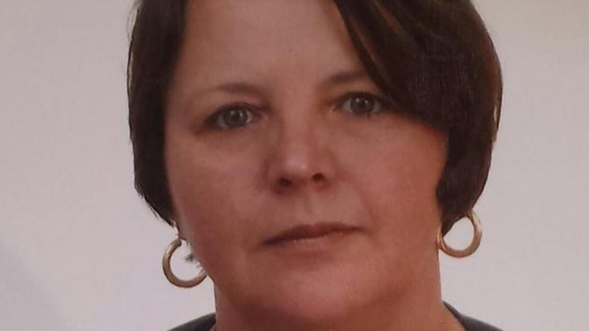 s a intors de la o inmormantare din romania cand a cazut fara viata la pamant moartea ei este