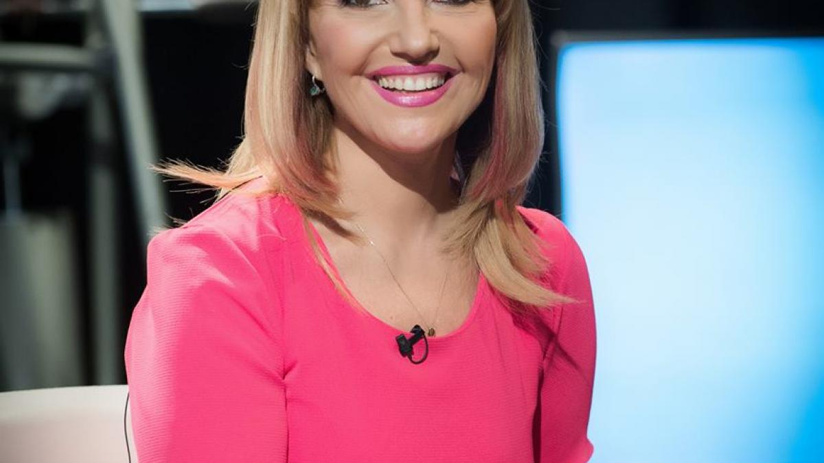 intelectual de casa al lui basescu comentariu absolut socant de ce mai traieste marina almasan