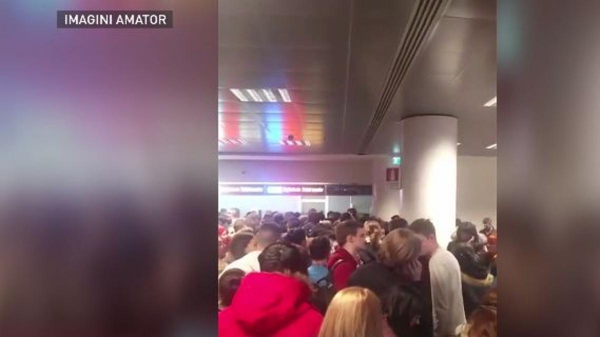 traficul aerian dat peste cap de viscol romani blocati pe un aeroport din roma