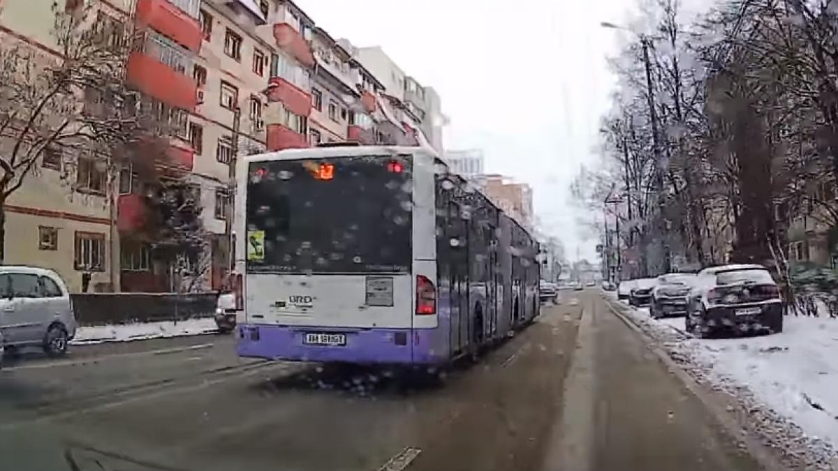 accident grav in timisoara o femeie a fost lovita in plin de un autobuz