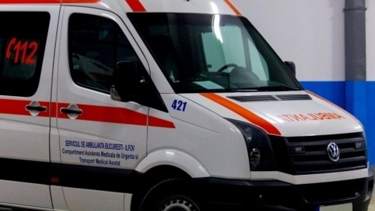 accident cumplit intr o benzinarie din vaslui un tanar a murit strivit in propria masina
