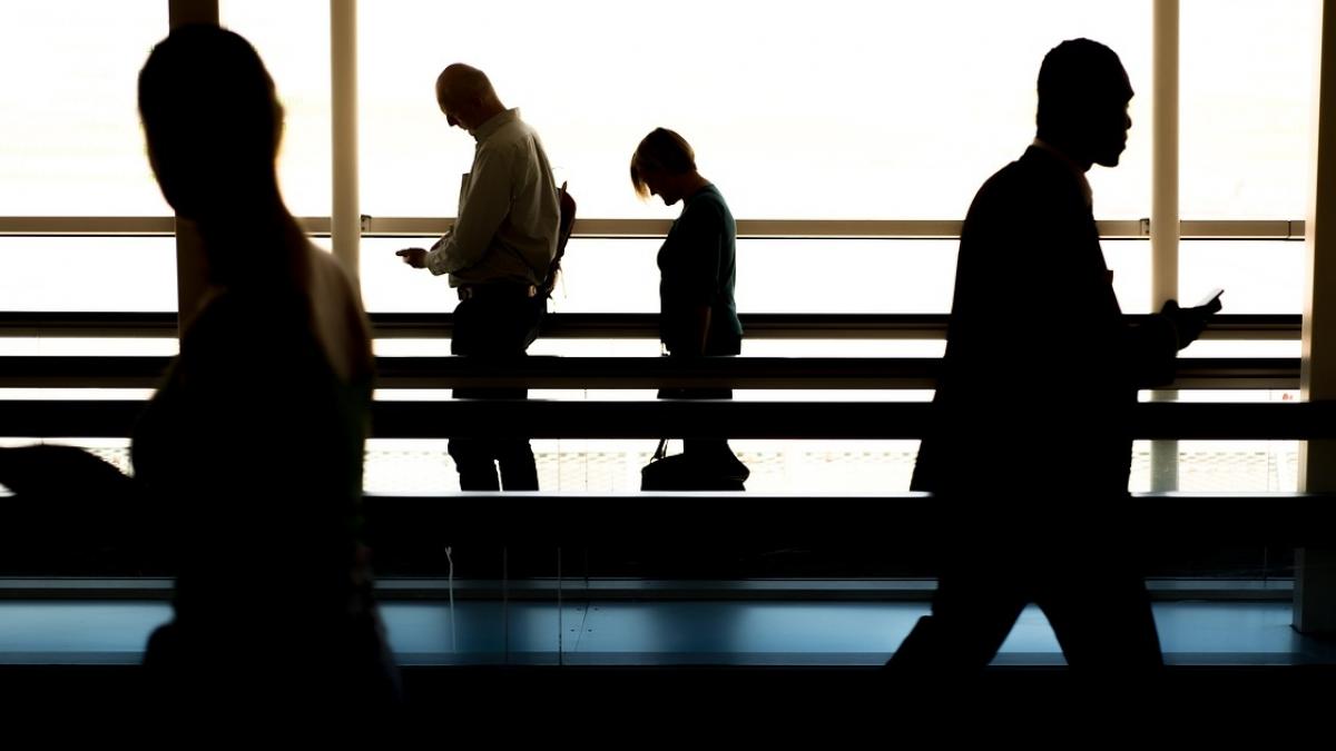 curse aeriene anulate in romania din cauza conditiilor meteo