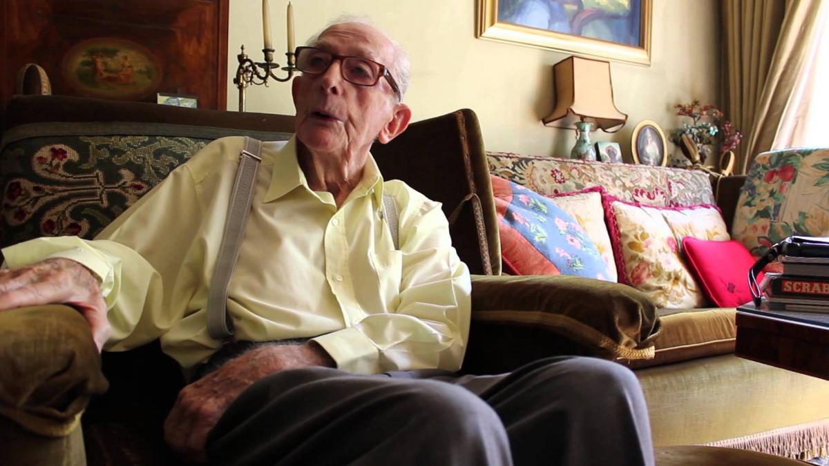 doliu in cinematografie un regizor a trei filme din seria james bond a murit la varsta de 97 de ani