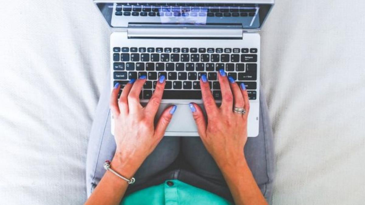 legea care permite munca de acasa a fost votata orice persoana care lucreaza de pe calculator poate