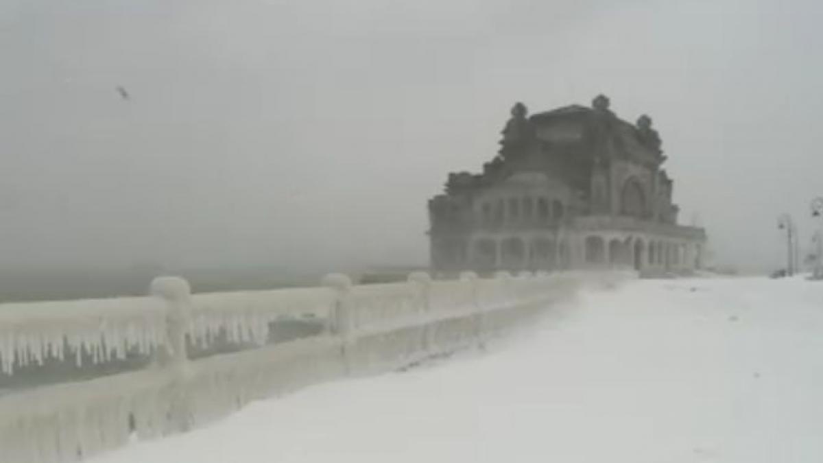 litoralul a fost lovit de un ciclon imagini spectaculoase surprinse pe faleza din constanta video