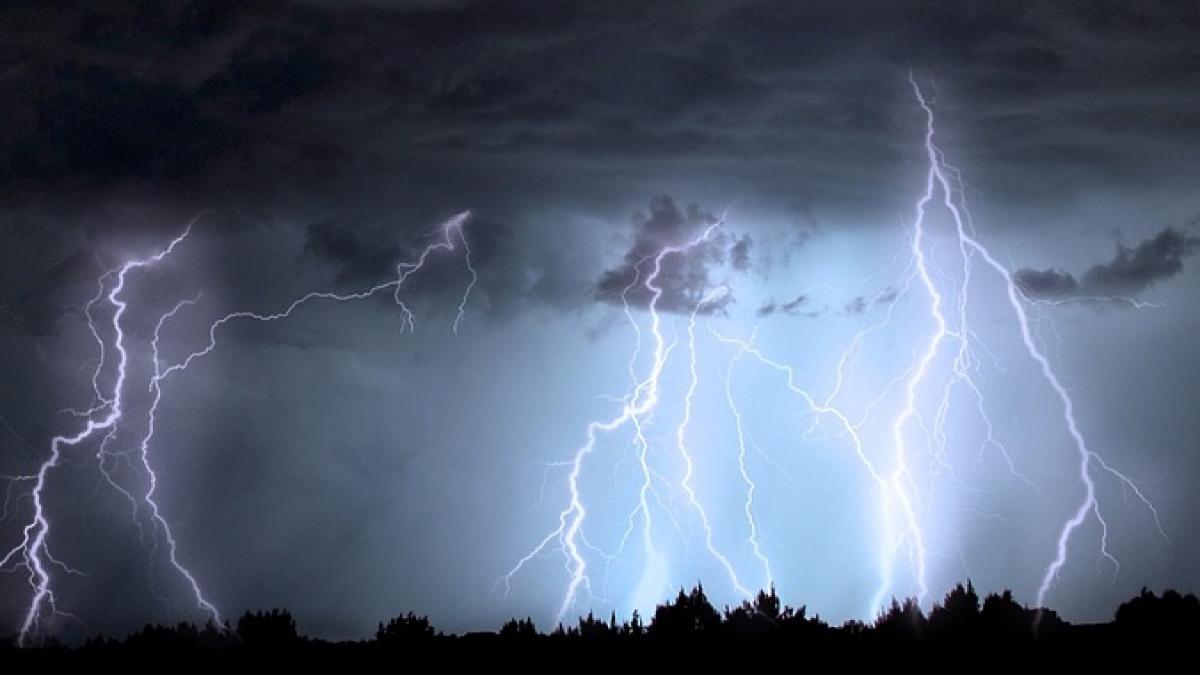 fenomen meteo extrem de rar in constanta ce semnificatie ar putea avea