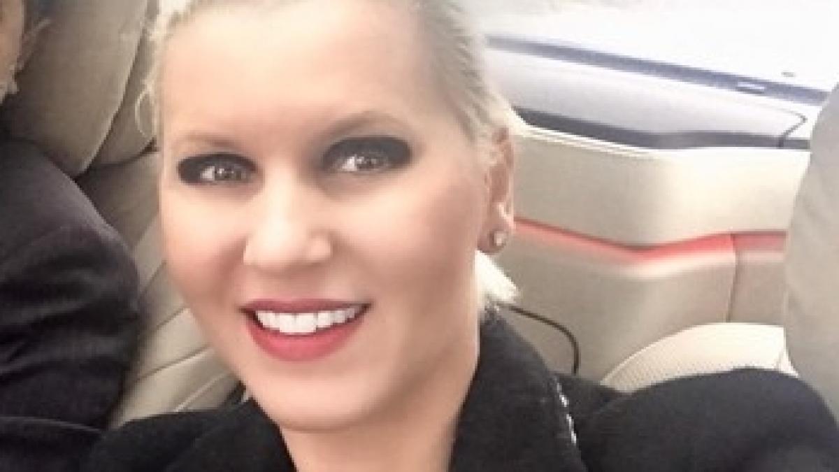 am participat in urma cu ceva vreme la miss univers romania dar nu am castigat intr o zi pe