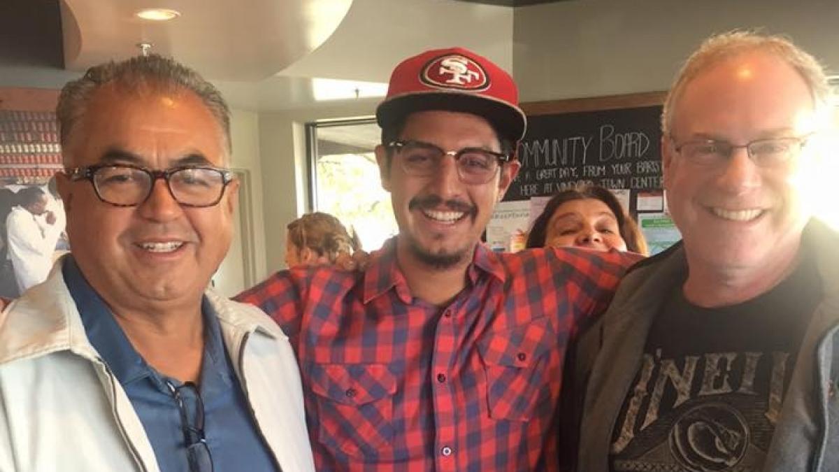 a auzit sirena unei ambulante si s a rugat pentru victima necunoscuta dupa o ora suna telefonul