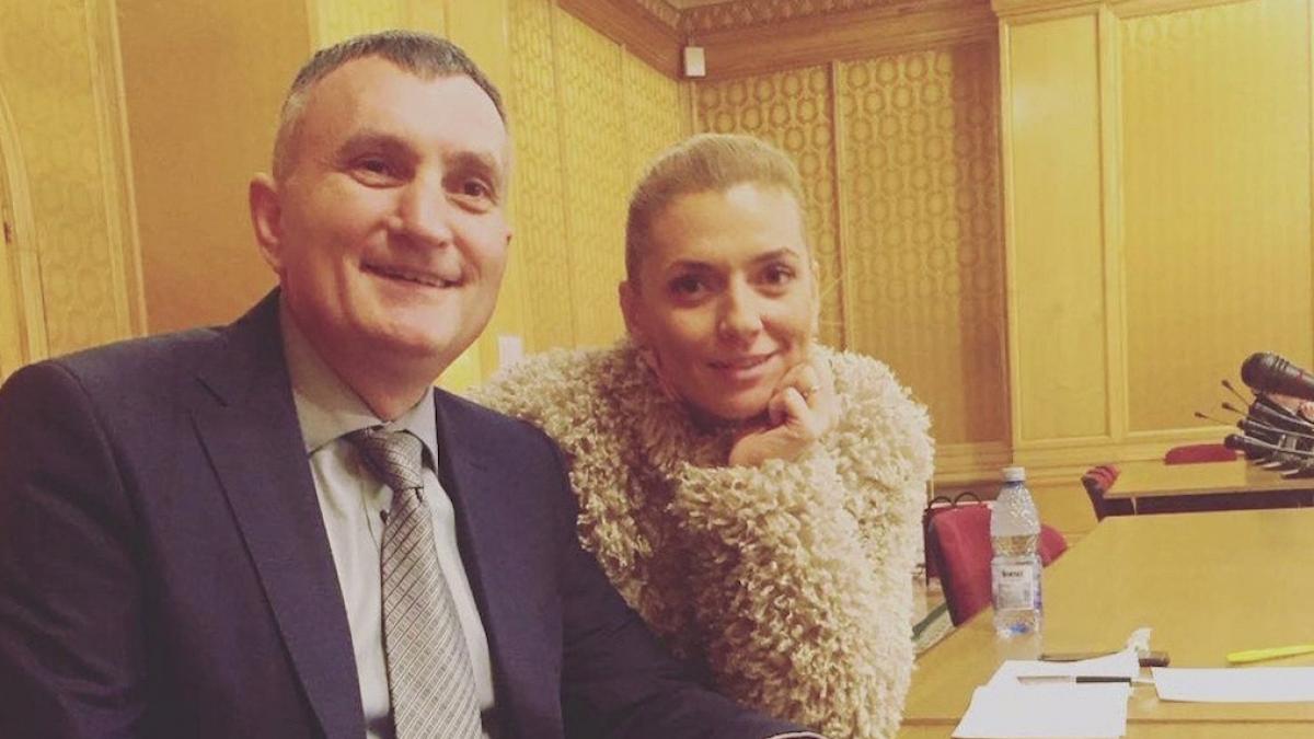 politikix cea mai mare cladire din europa sub asediul viscolului