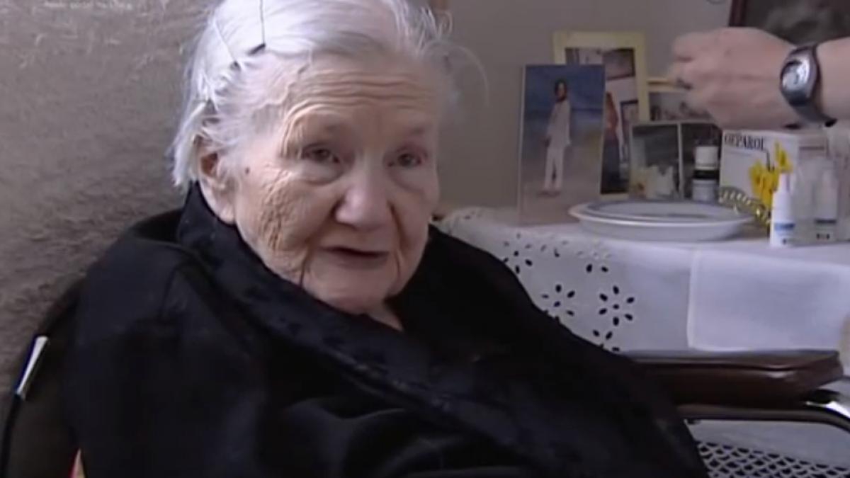 povestea femeii care a salvat mii de copii ascunzandu i in sicrie dupa 70 de ani s a spus adevarul