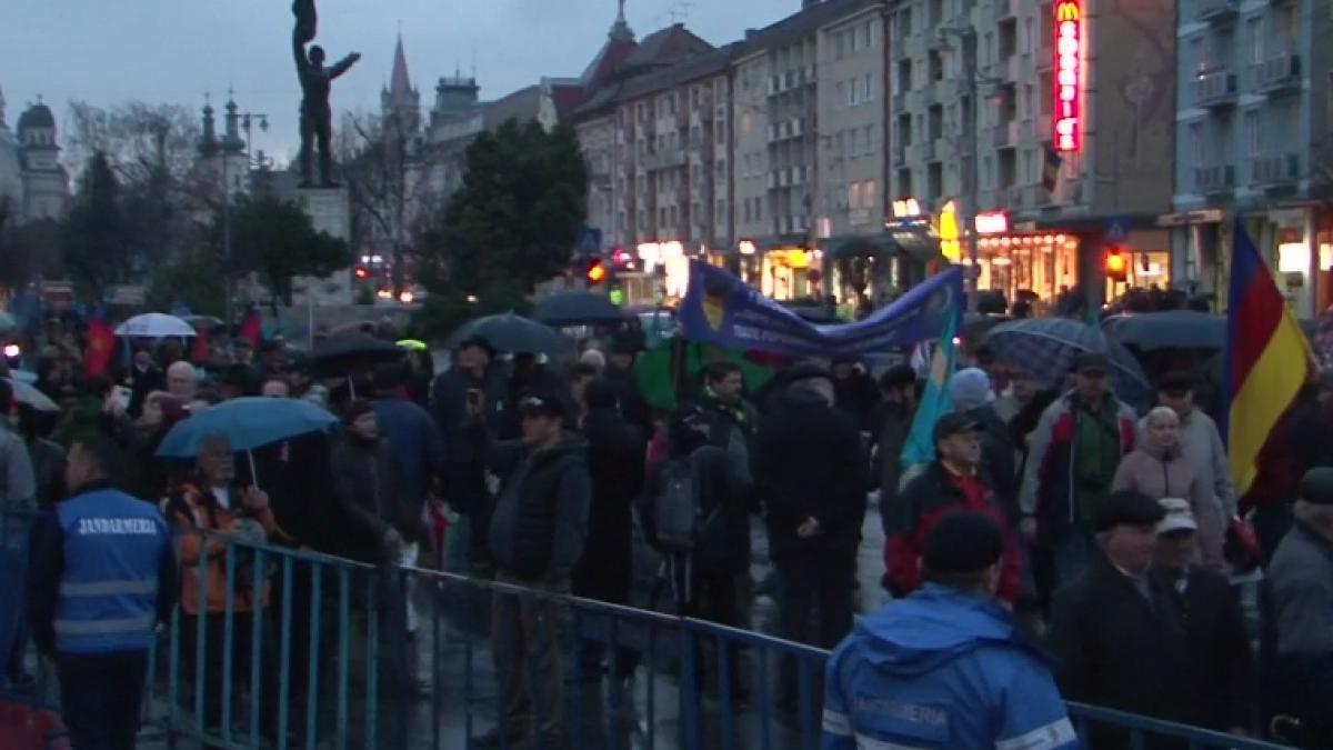 40 000 de maghiari in strada la targu mures pentru autonomie