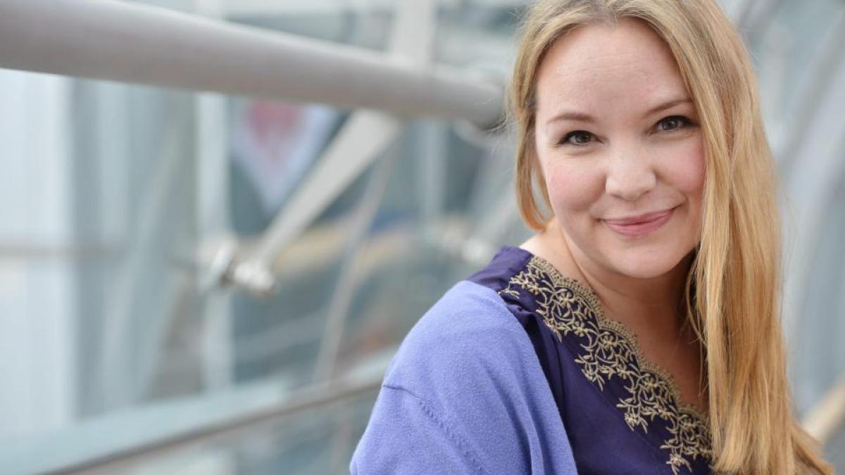 era in vacanta cand un om al strazii a venit inspre ea ce a urmat insa este de neimaginat dupa 12