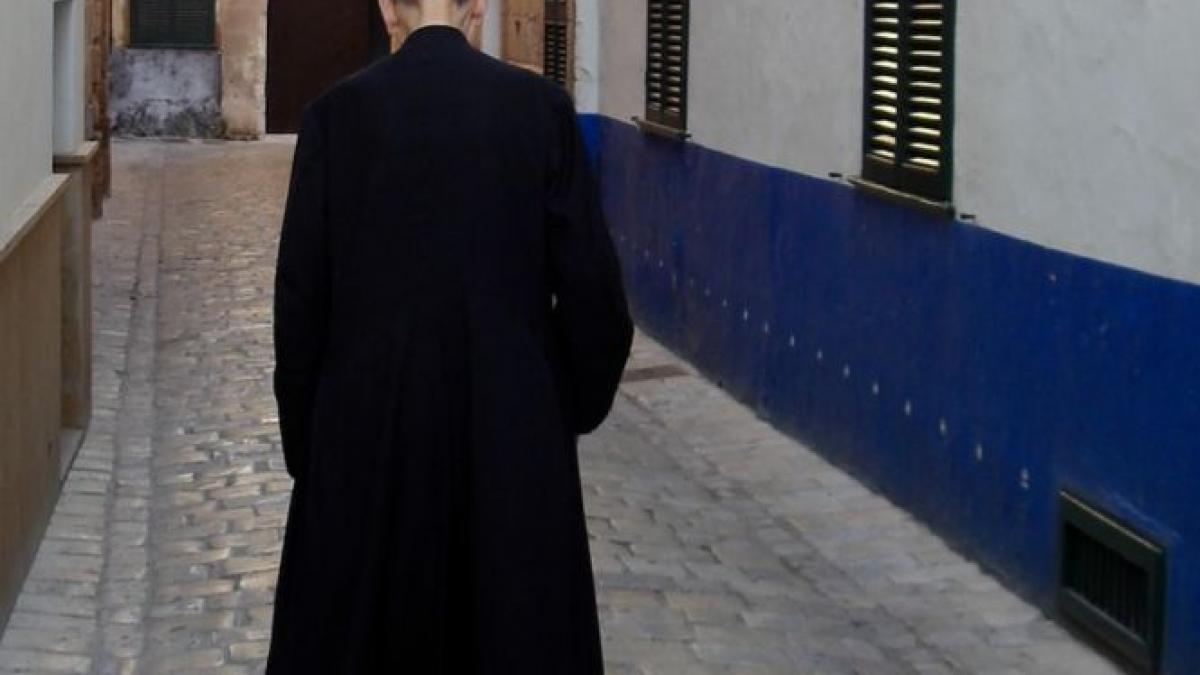 nou scandal sexual la vatican zeci de preoti au fost acuzati de un gigolo homosexual nu mai suport